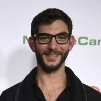 Логан Лонг Logan Long