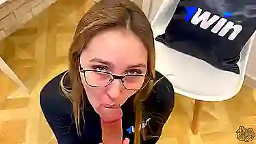 Мать Алина похвалила пасынка и порадовала инцест русским порно парня раком